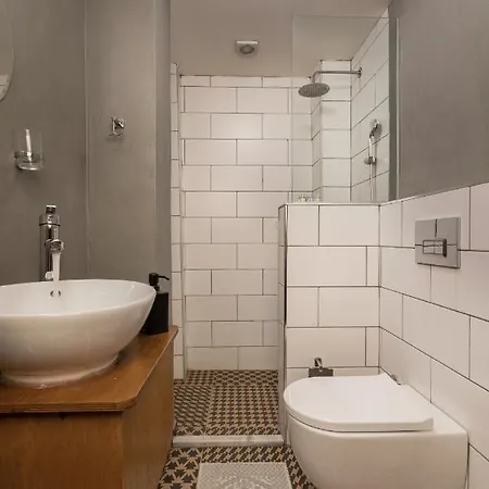 Apartment 9 Pera *